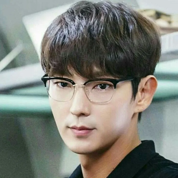 Latest photo of Lee Joongi