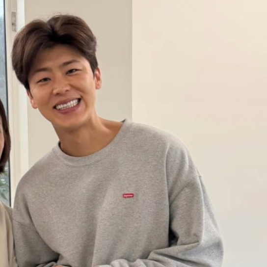 Latest photo of Park Jihyeon