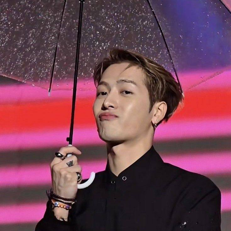 Momen yang diabadikan oleh penggemar Park Jinyoung