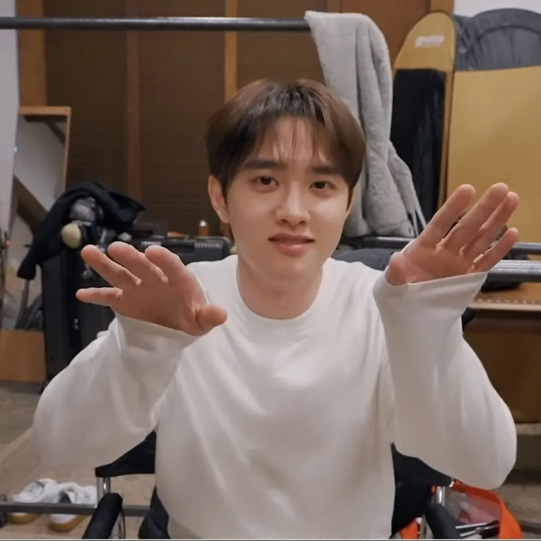 도경수 (디오)의 비하인드 컷
