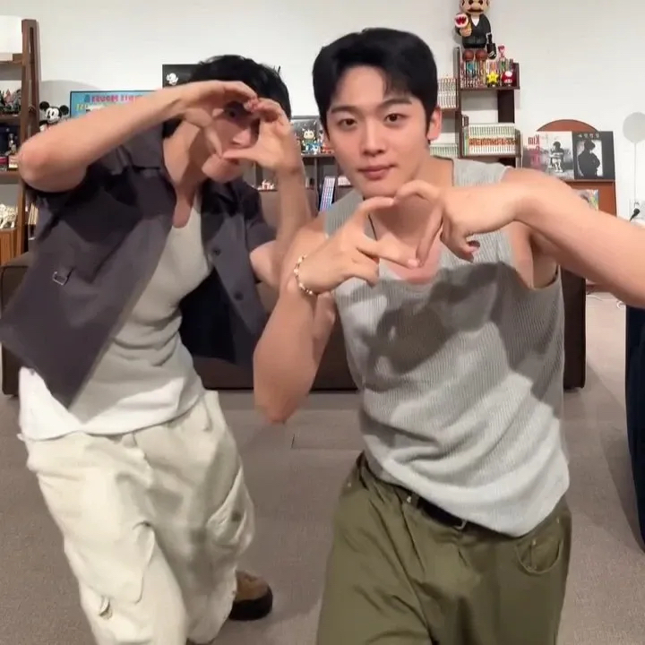 Latest photo of Kim Yohan