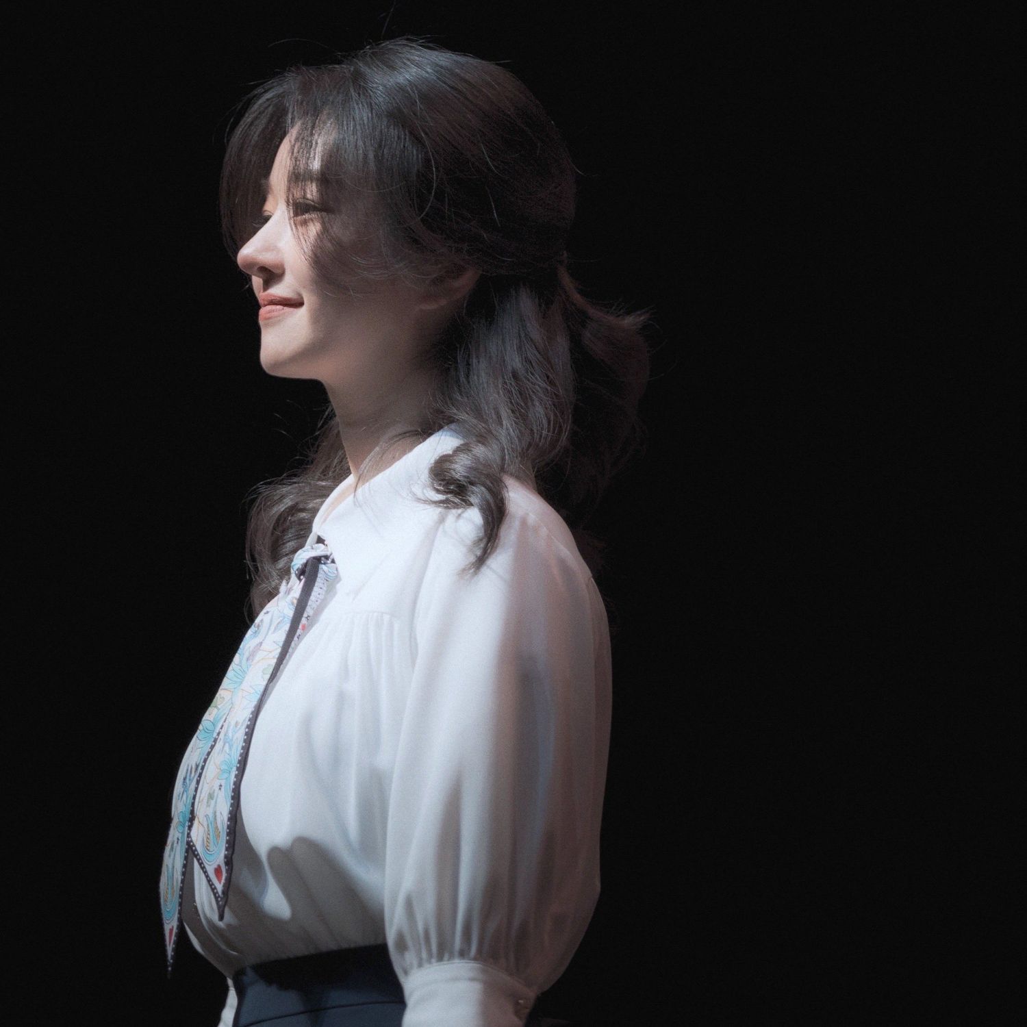 Behind-the-scenes cut of Seo Yeaji