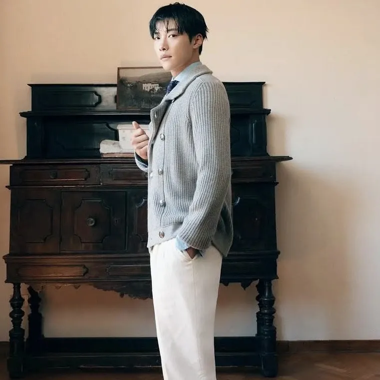 A moment captured by a fan of Woo Dohwan