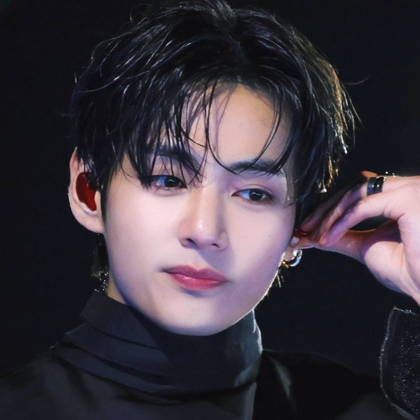 Feed komunitas selebriti terpopuler hari ini