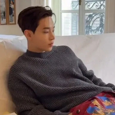 Behind-the-scenes cut of Henry