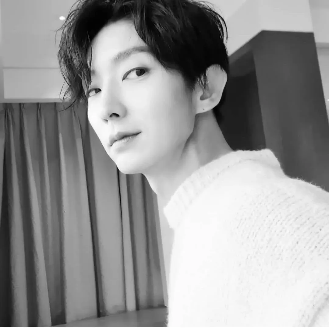 이준기 최근 활동샷