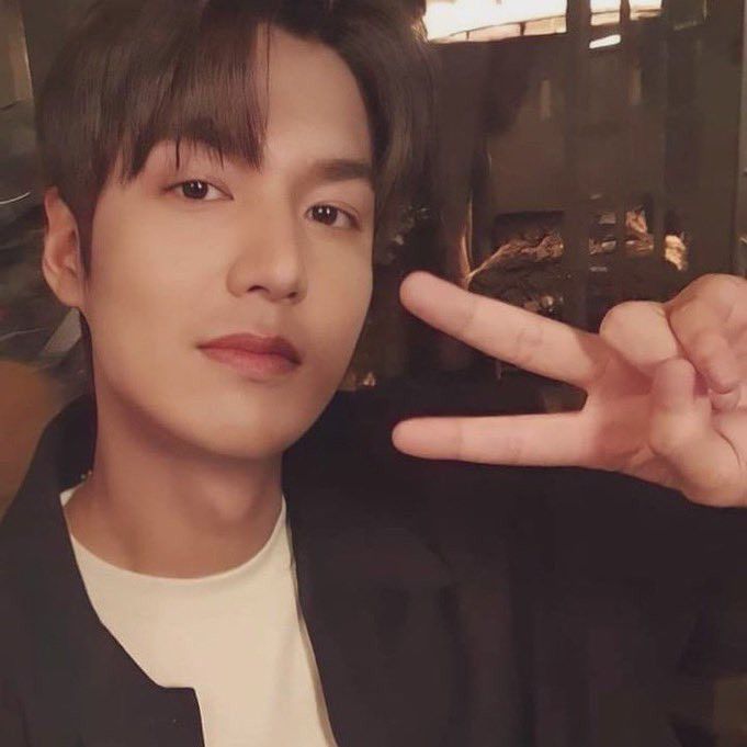 이민호 최근 활동샷