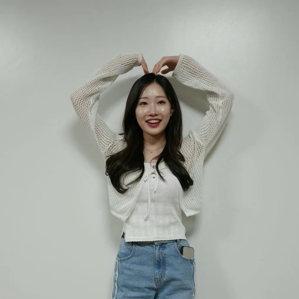 Behind-the-scenes cut of Jung Seojoo