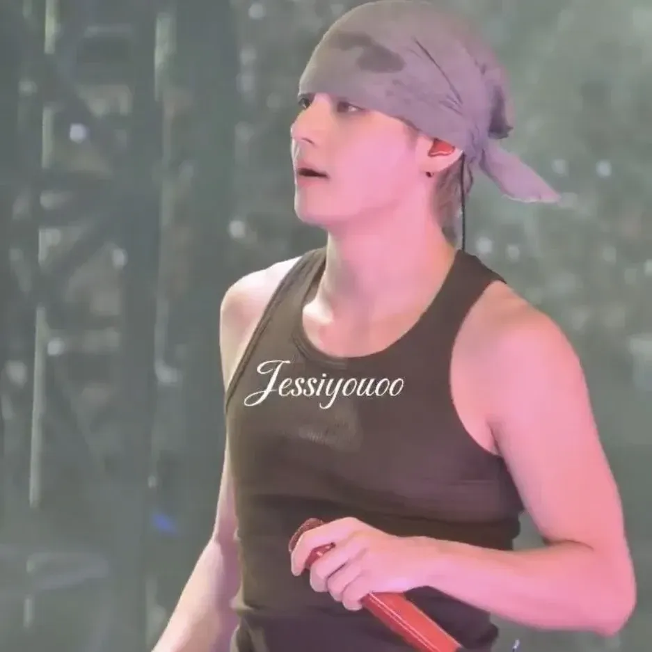 A moment captured by a fan of Kim Taehyung (V)