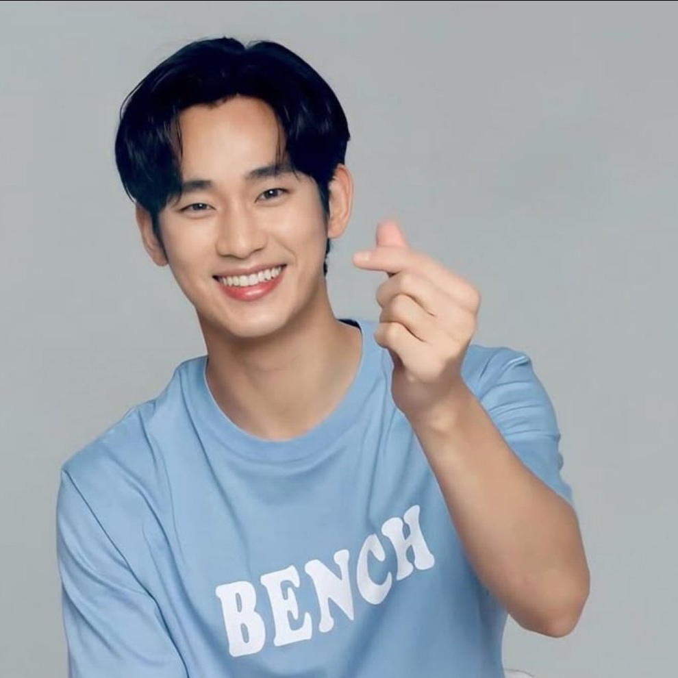 A moment captured by a fan of Kim Soohyun