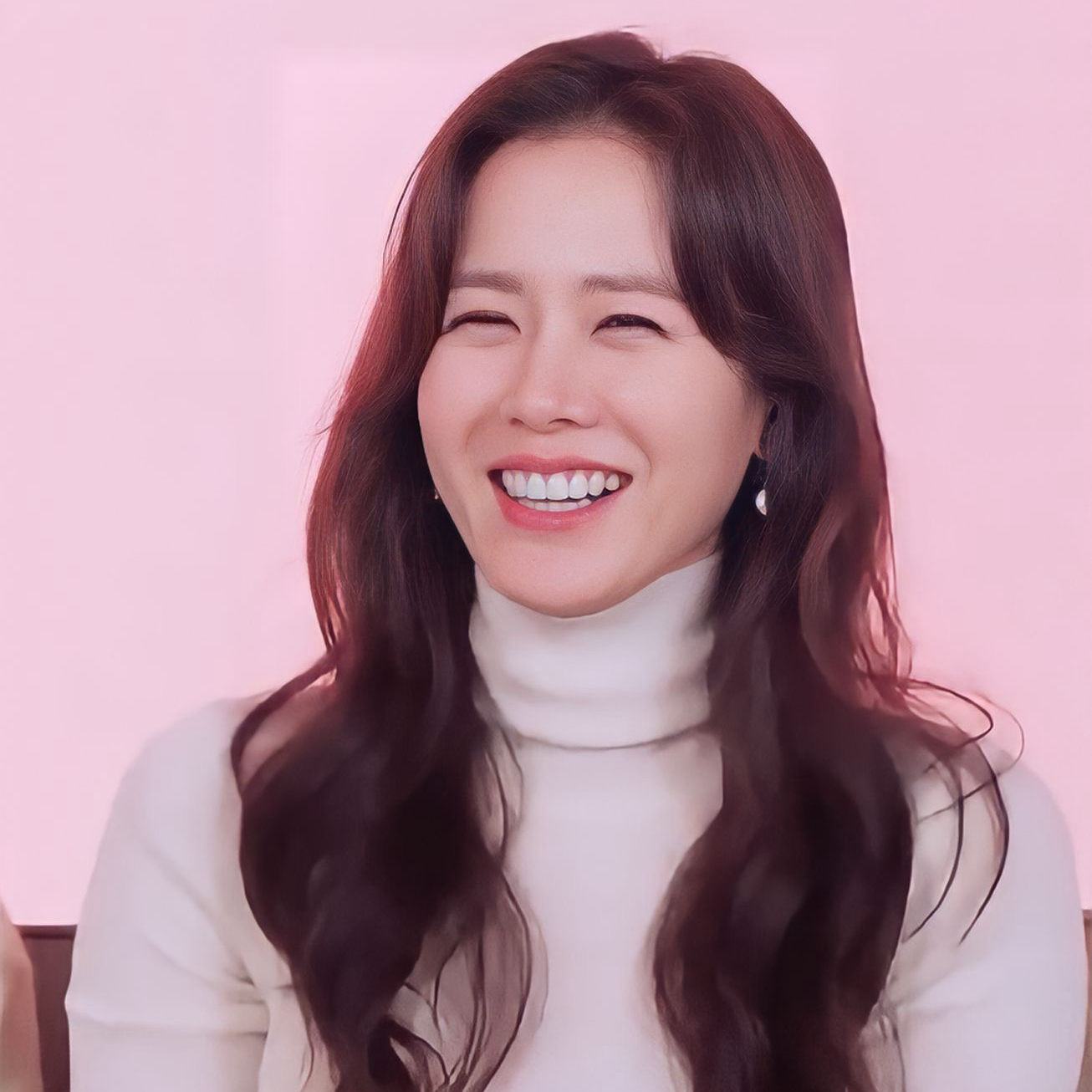 손예진의 최신 사진