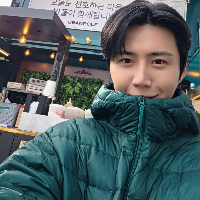 Cuplikan di balik layar dari Kim Seonho