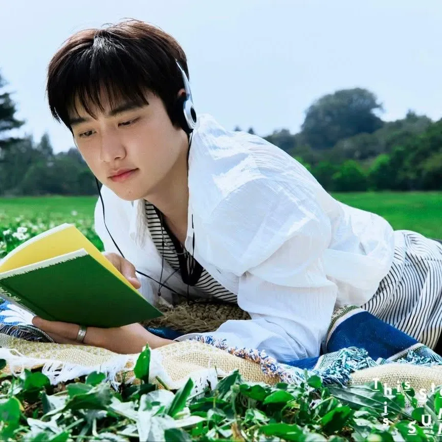A moment captured by a fan of Doh Kyungsoo (D.O.)