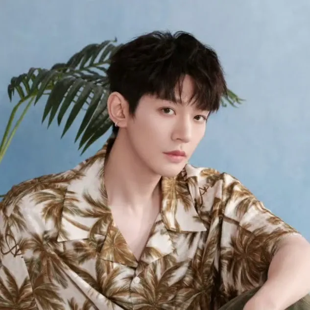 Recent activity shot of Deng Wei