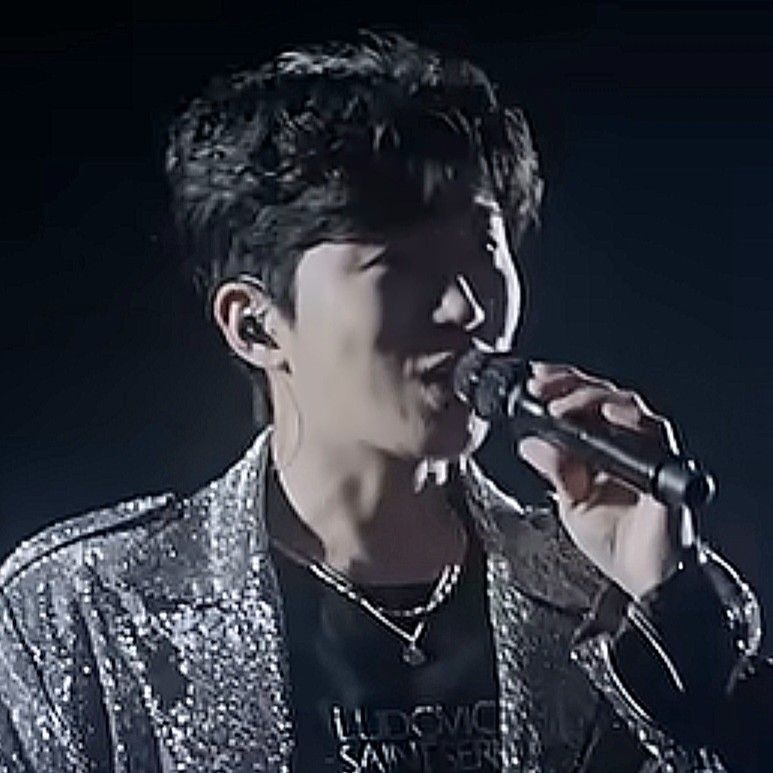 粉丝拍下的林英雄瞬间