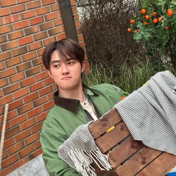 Cuplikan di balik layar dari Doh Kyungsoo (D.O.)