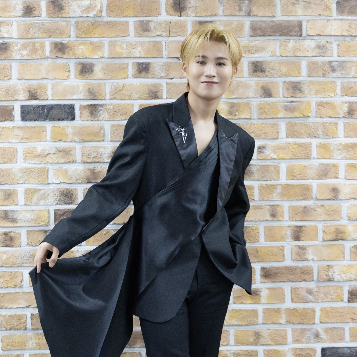 金熙栽的最新照片