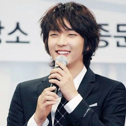 Recent activity shot of Lee Joongi