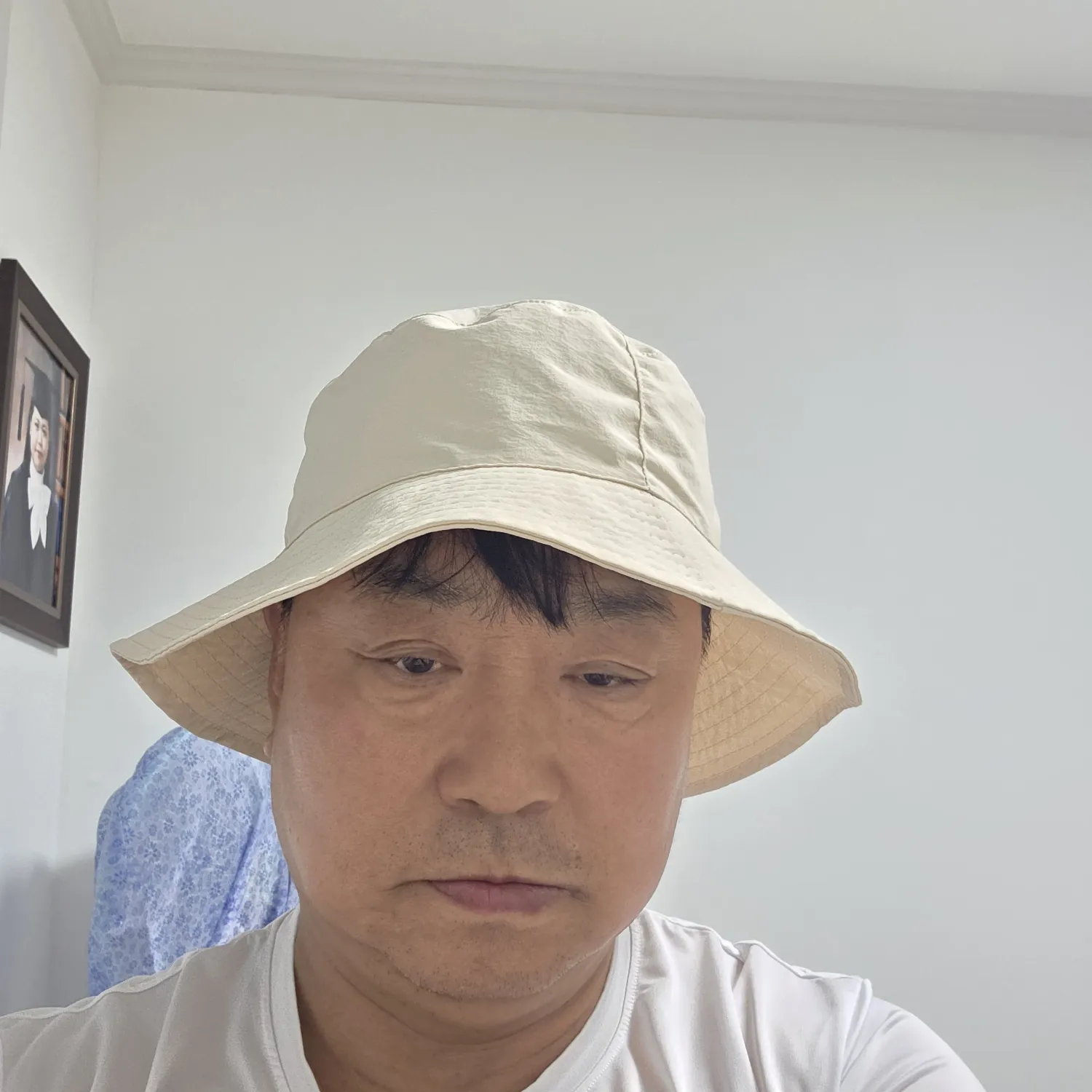 イ・チャンウォンのビハインドカット