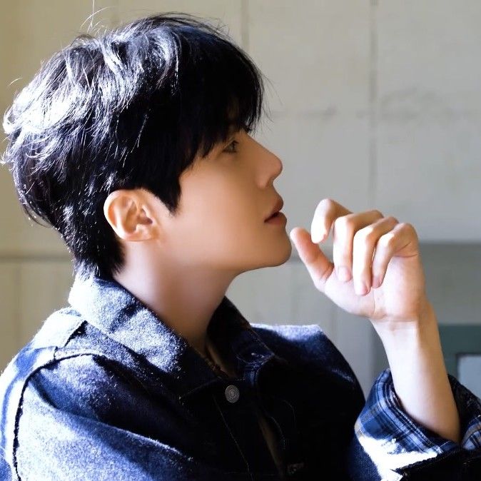 Recent activity shot of Kim Seonho