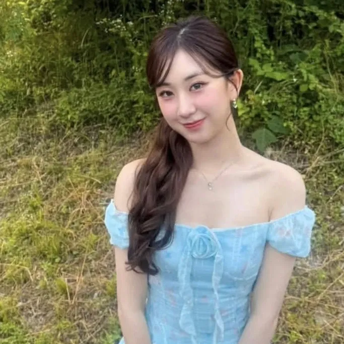 Foto terbaru dari Jeon Yujin