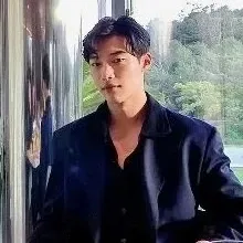 A moment captured by a fan of Woo Dohwan