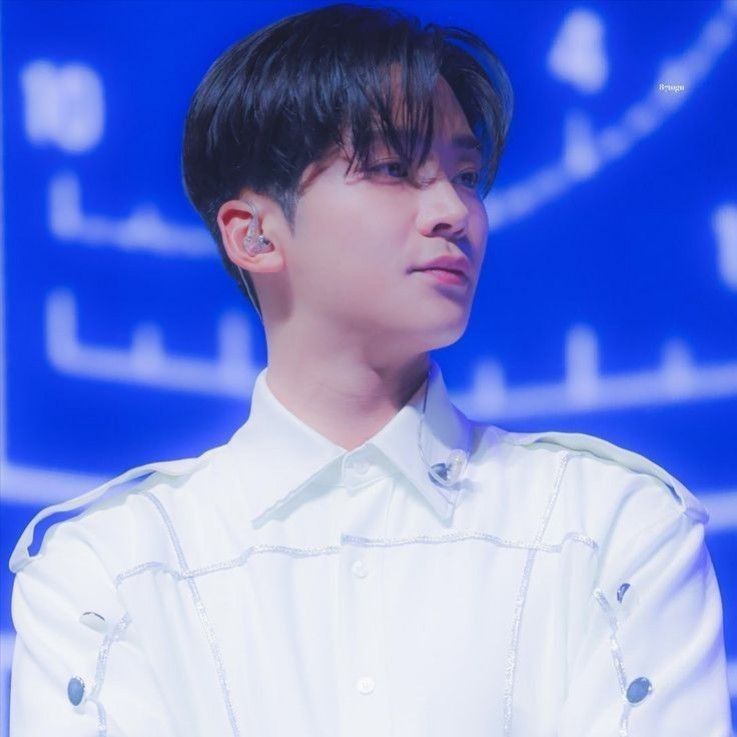 로운 최근 활동샷