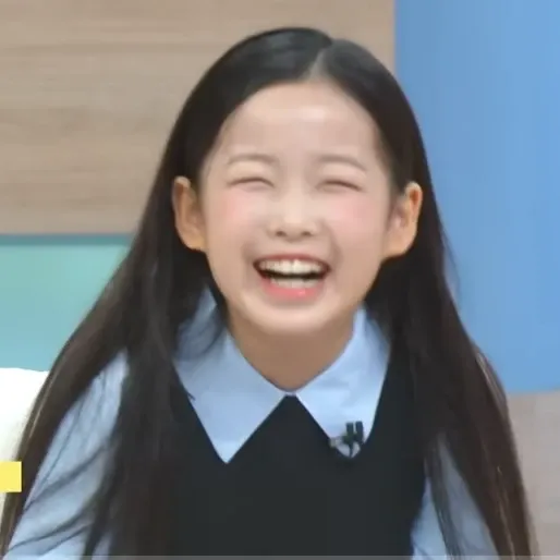 Behind-the-scenes cut of Lee Sooyeon