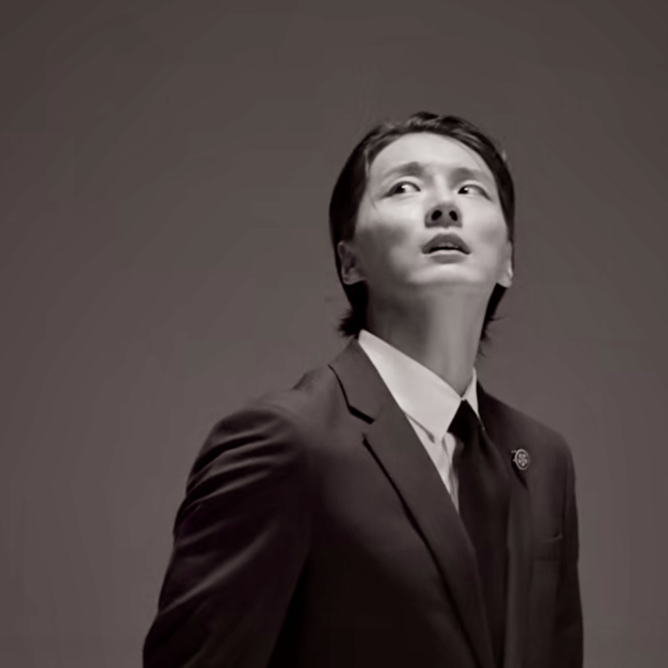 A moment captured by a fan of Yoon Shiyoon