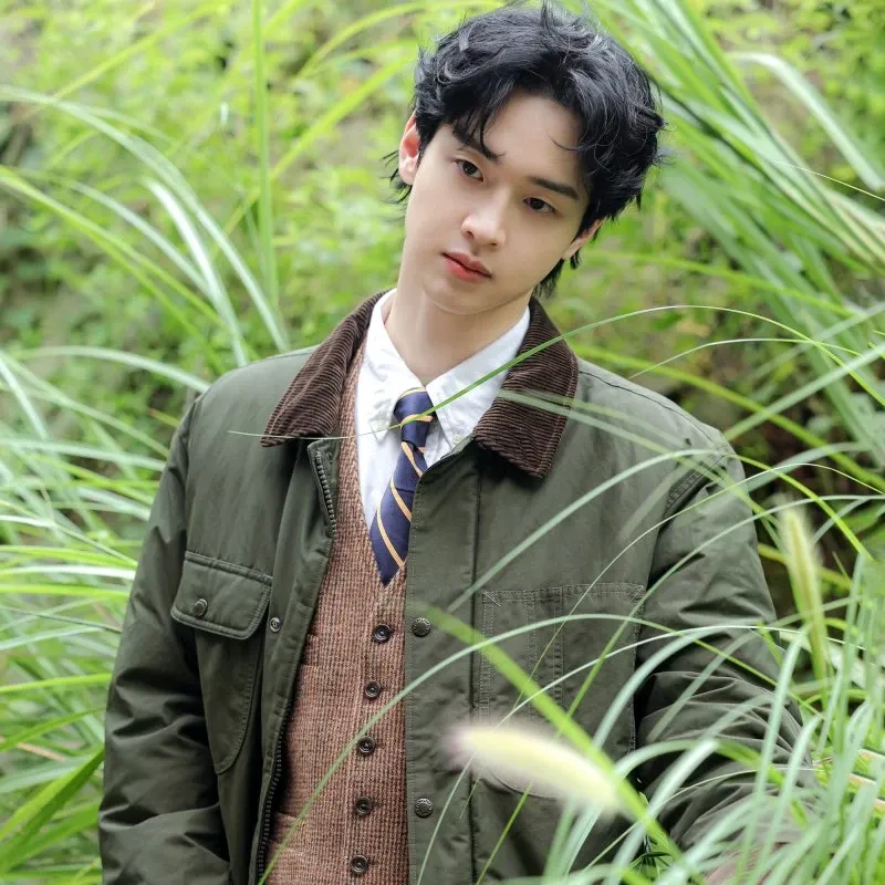 Recent activity shot of Jang Dongyoon