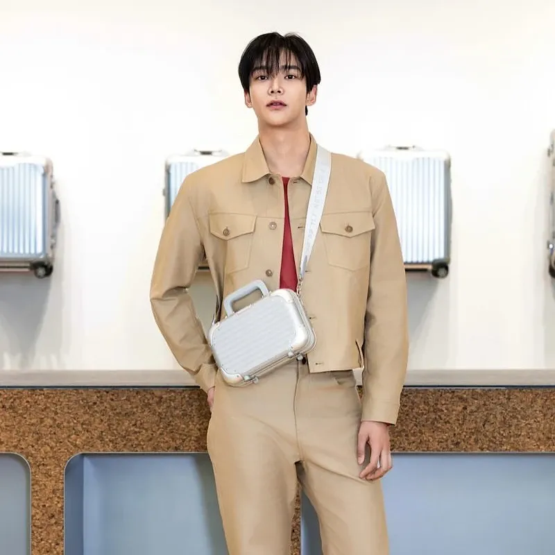 Foto terbaru dari Rowoon