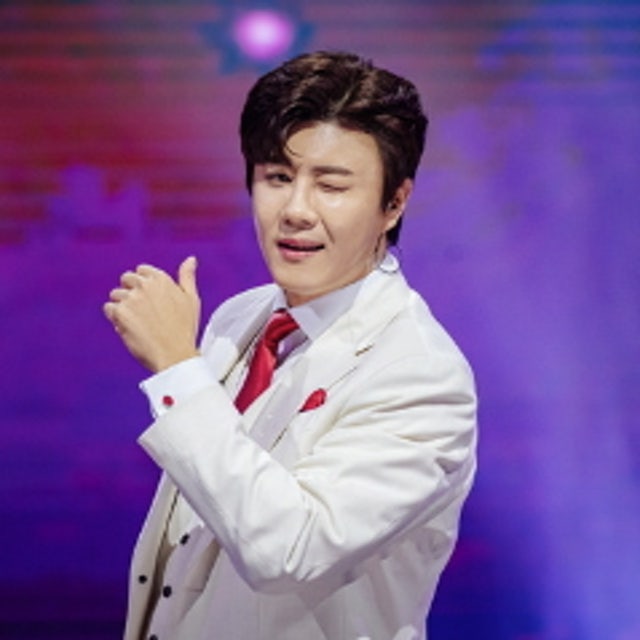 Behind-the-scenes cut of Jin Haesung