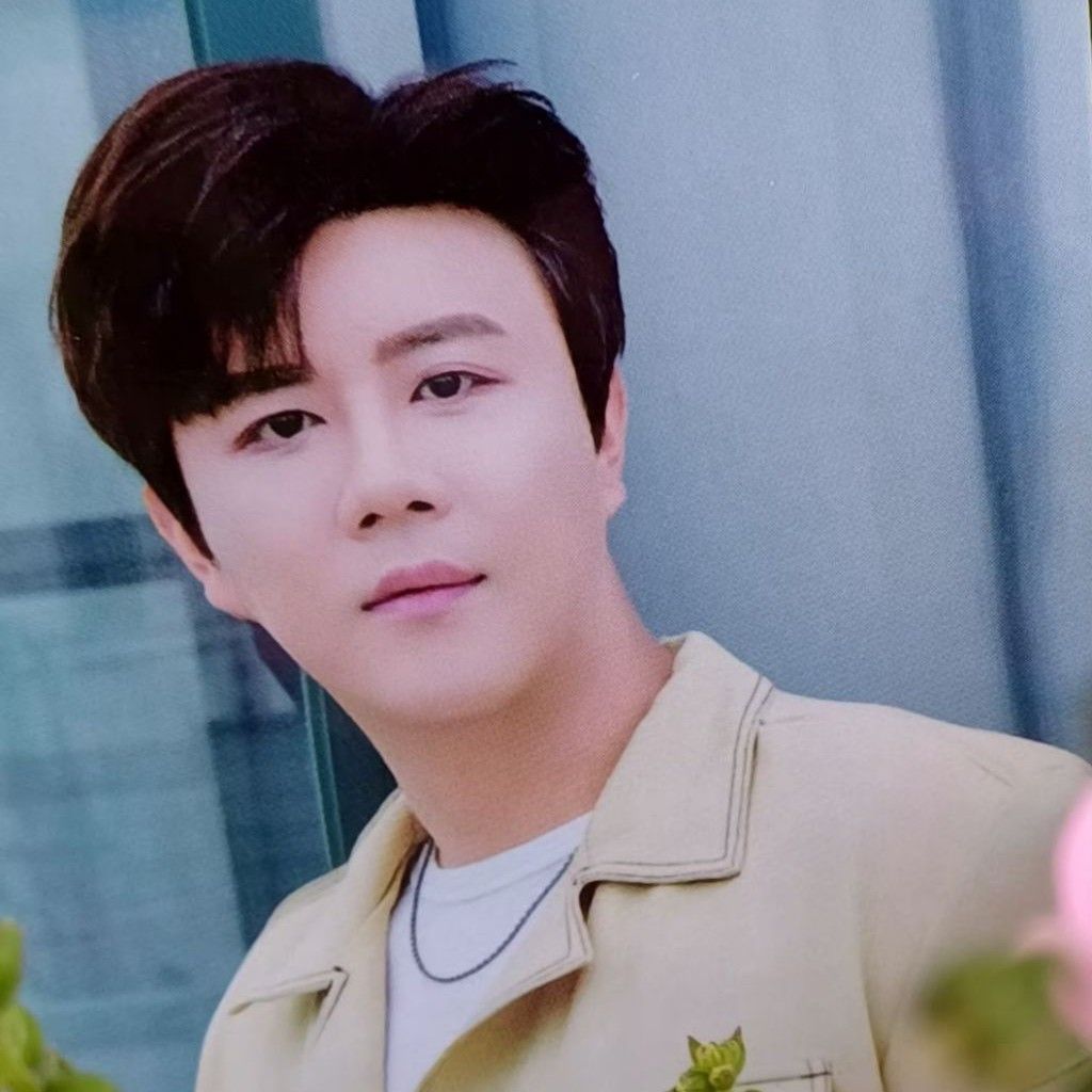 Behind-the-scenes cut of Jin Haesung