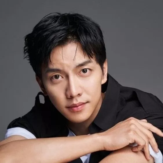 粉絲拍下的李昇基瞬間