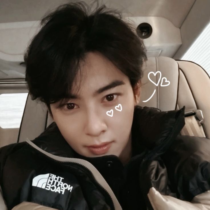 Momen yang diabadikan oleh penggemar Cha Eunwoo