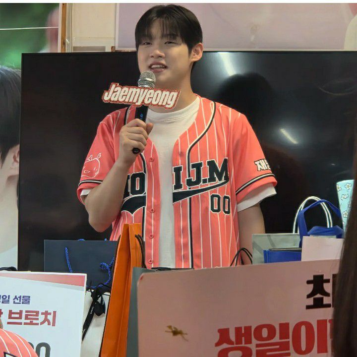 Behind-the-scenes cut of Choi Jaemyeong