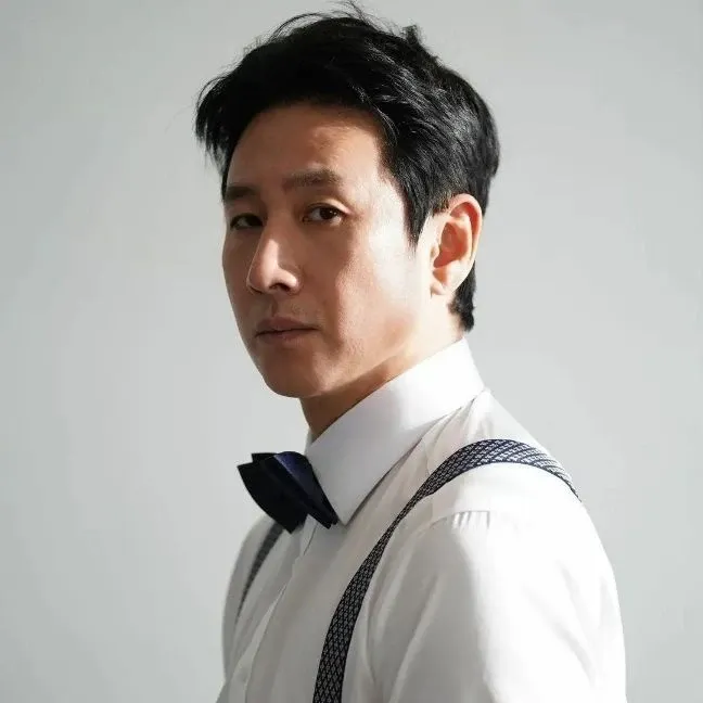 Latest photo of Lee Sunkyun