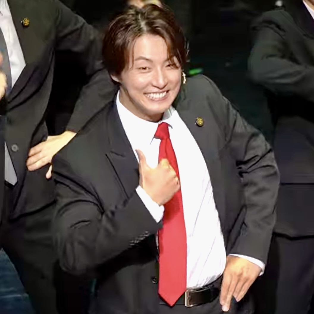 A moment captured by a fan of Yoon Shiyoon