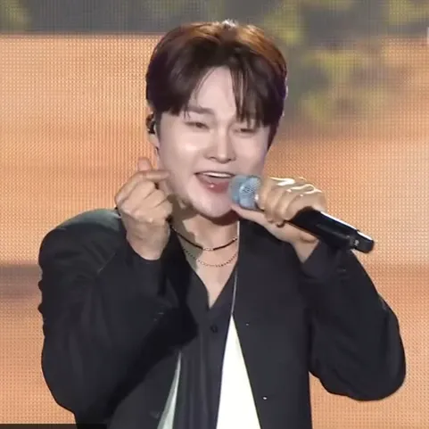 박서진 최근 활동샷
