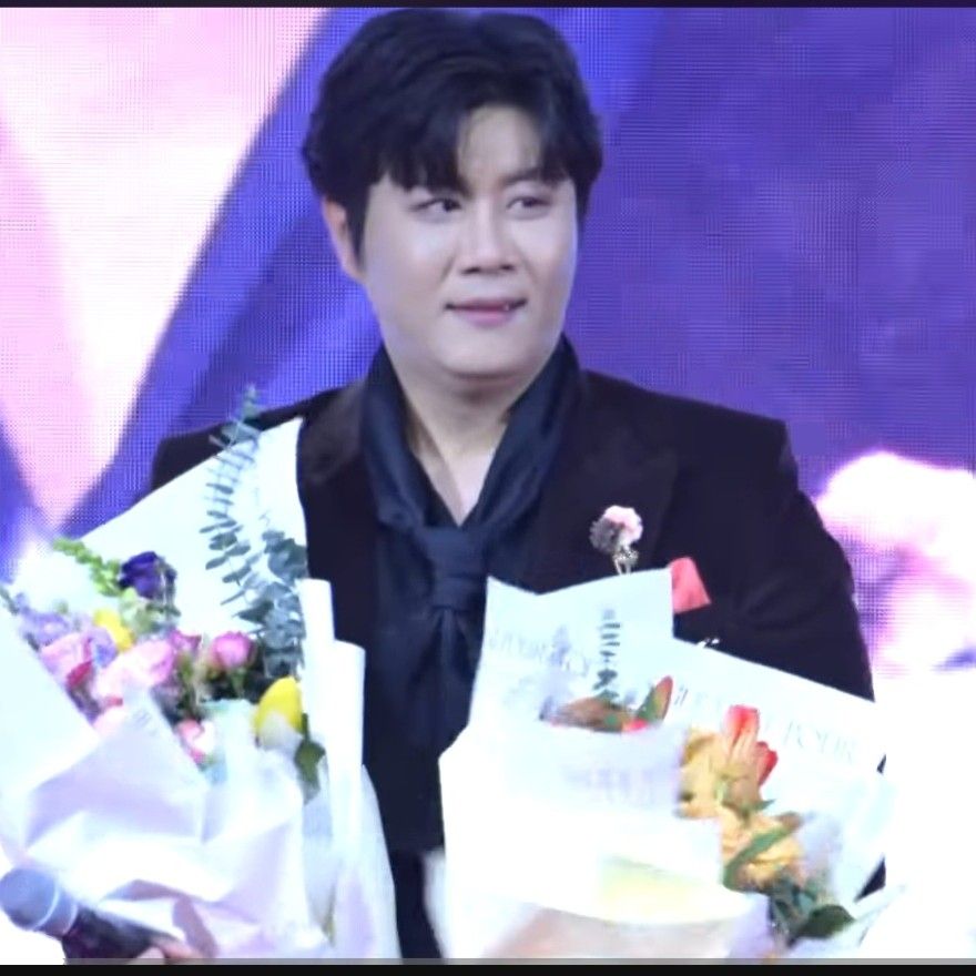 Recent activity shot of Jin Haesung