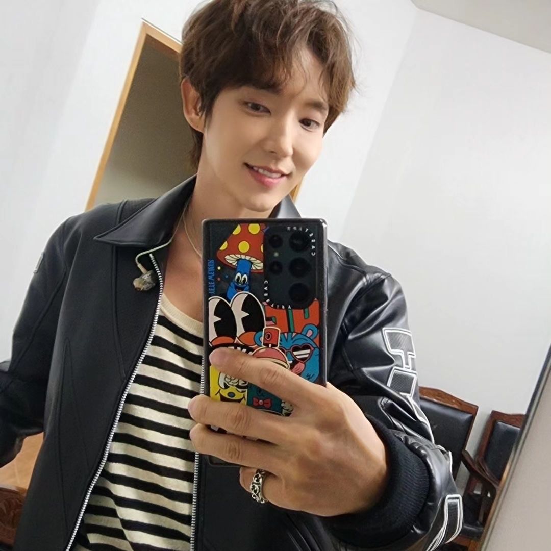 A moment captured by a fan of Lee Joongi