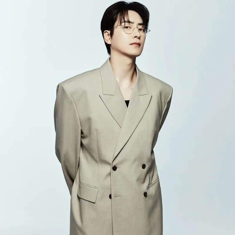 A moment captured by a fan of Lee Joonhyuk