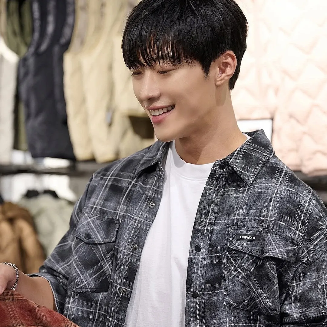 Recent activity shot of Woo Dohwan