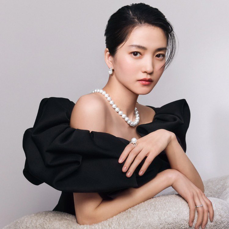 Behind-the-scenes cut of Kim Taeri