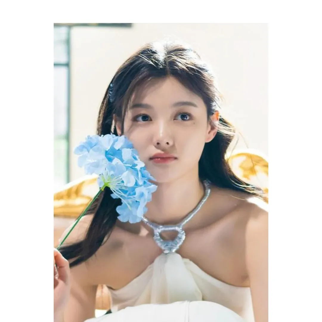 Latest photo of Kim Youjung
