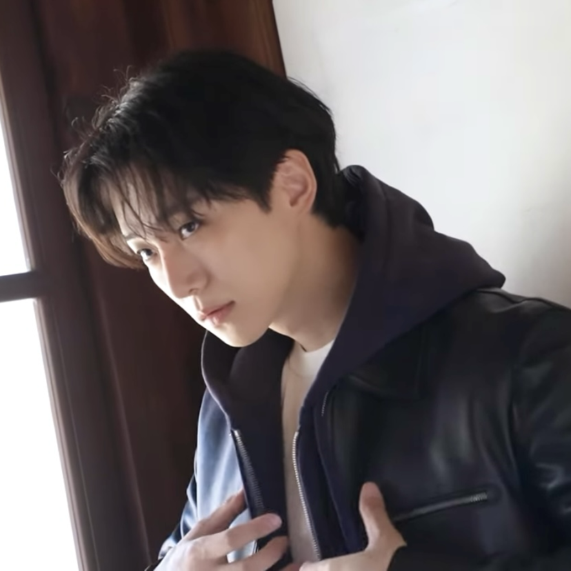 Cuplikan di balik layar dari Lee Junho