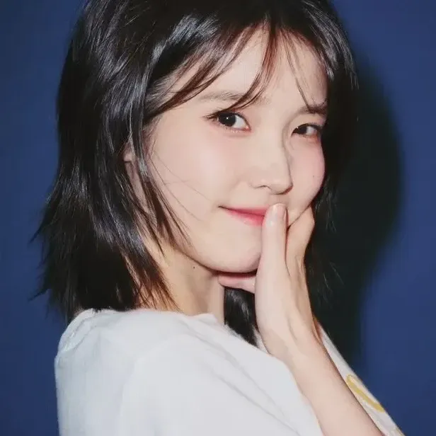 Latest photo of IU