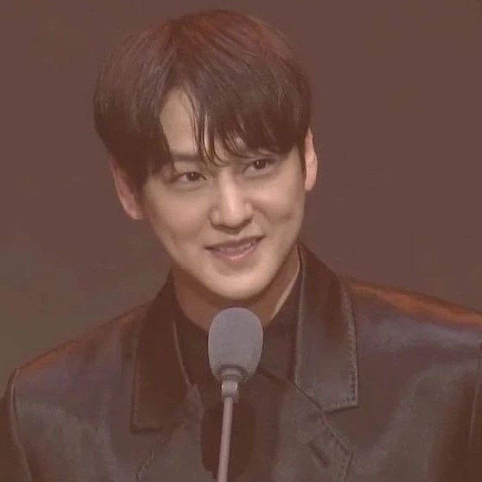Foto terbaru dari Kim Bum