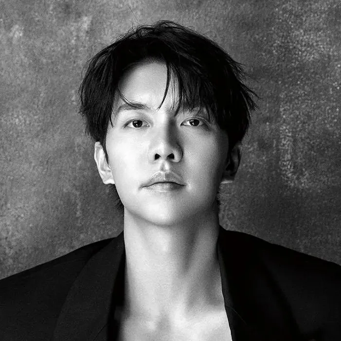 Foto kegiatan terbaru dari Lee Seunggi