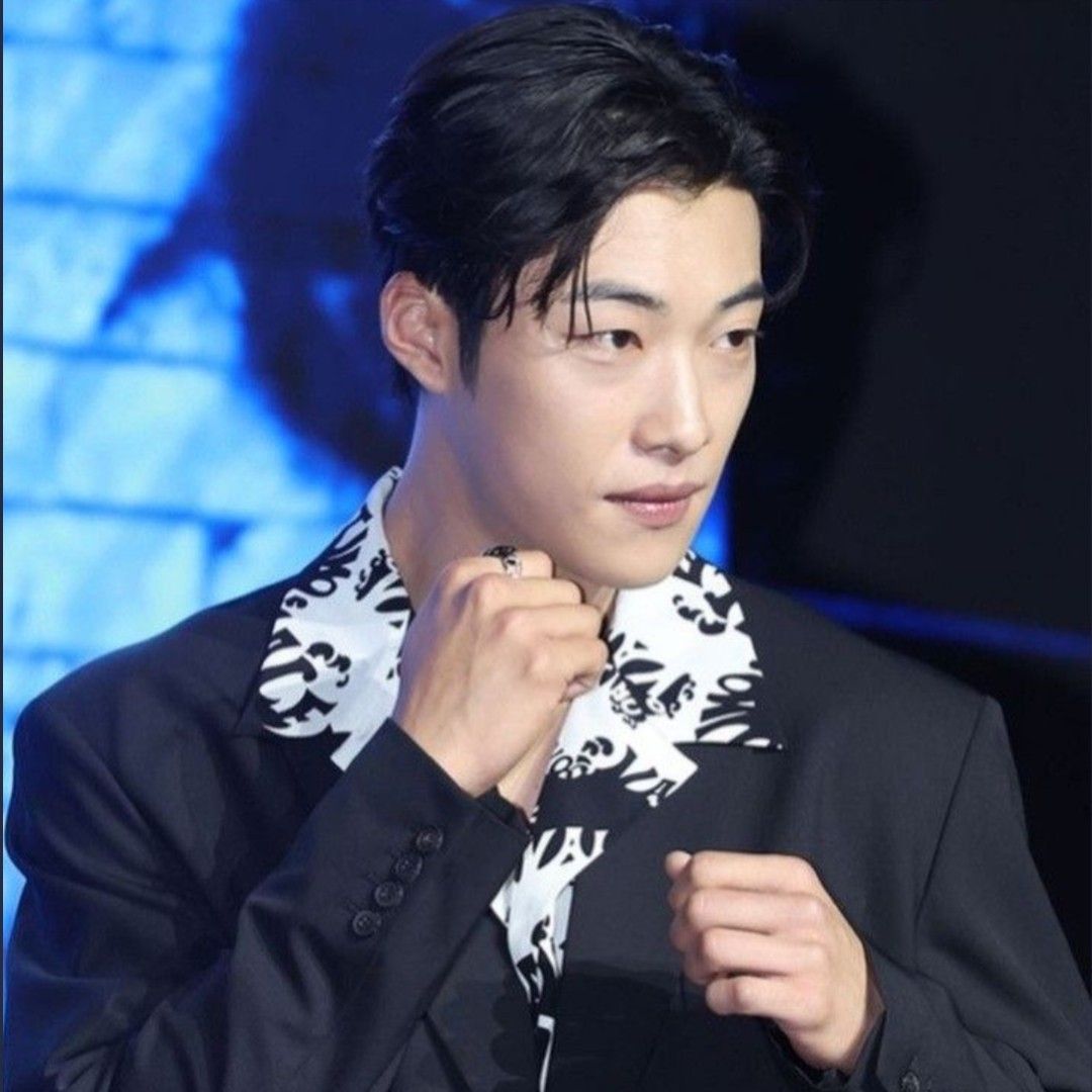 우도환의 최신 사진